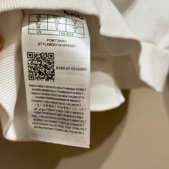 Guess White Cropped Quarter Zip Sweater Medium - Picture 6 of 6